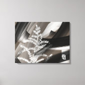 24x18"Terra’s Tender Whisper Abstract Brown Flower Leinwanddruck (Vorderseite)