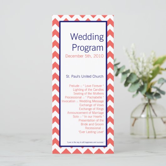 25 4x9 Hochzeitsprogramm Coral Navy Zickzack Nam Programm (Stehend Vorderseite)
