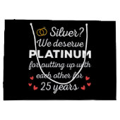 25. Hochzeitstag I - Silver Funny Couple Große Geschenktüte (Rückseite)