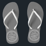 25. Hochzeitstag Personalisiert Badesandalen<br><div class="desc">Traditionelles Grau Silber und Weiße Grenze - Perfektes Geschenk für Eltern oder Großeltern. Ein Sake,  den Sie anpassen können.</div>