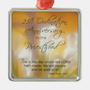 25. Ordination Jubiläum Priesterschaft Lilies Ornament Aus Metall