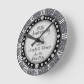 25. Silver Wedding Anniversary Monogram Runde Wanduhr (Winkel)