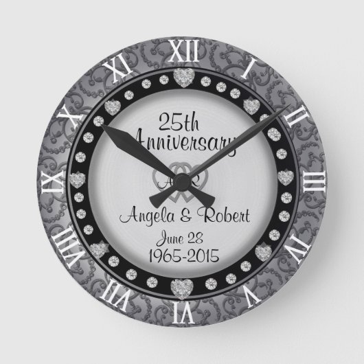 25. Silver Wedding Anniversary Monogram Runde Wanduhr (Vorderseite)