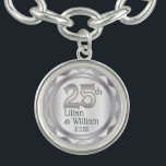 25. Silver Wedding Jubiläum Armband<br><div class="desc">Persönliche Gestaltung 25. Silver Wedding Anniversary Keepake. ✔ Hinweis: Nicht alle Vorlagenbereiche müssen geändert werden. 📌 Wenn Sie weitere Anpassungen benötigen, klicken Sie bitte auf den Button "Weitere Anpassungen vornehmen" oder "Design anpassen oder bearbeiten" und verwenden Sie unser Designwerkzeug, um die Größe, den Rotation, die Textfarbe, den Text und vieles...</div>