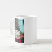 25th Amendment Christmas Mug with Festive Tree Kaffeetasse (Vorderseite Links)