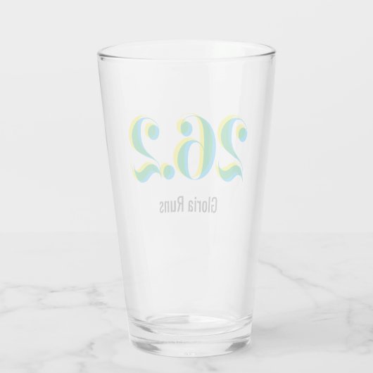 26.2 Marathon mit fett blauen gelben Text Glas (Rückseite)