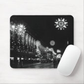 26. November 1960: Weihnachtsbeleuchtung in der St Mousepad (Mit Mouse)