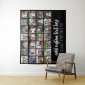 28 Foto Collage Grid - 2 Textfelder - Schwarz-weiß Wandteppich (Beispiel)