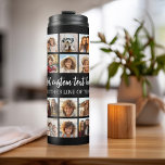 28 Foto Collage Grid - Script Text - Schwarz-weiß Thermosbecher<br><div class="desc">Verwenden Sie 28 SQUARE-Fotos, um eine persönliche Foto-Collage zu erstellen. Dieses moderne, saubere Layout enthält einen Textblock in einem modernen Skript-Schriftart, um einen Familiennamen oder einen Namen hinzuzufügen. Die zweite Textzeile kann verwendet werden, um ein Datum, Namen oder andere Informationen hinzuzufügen. Die Hintergrundfarbe kann im Anpassungsbereich geändert werden. ***Beste Ergebnisse...</div>