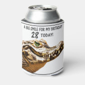 28. Geburtstag Alligator Lächeln Dosenkühler (Kanne Rückseite)