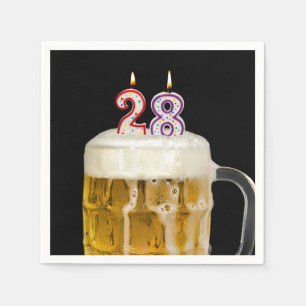 28. Geburtstagsbier auf schwarz Serviette