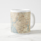 28 Saybrook-Blatt Jumbo-Tasse (Vorderseite Rechts)