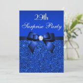 29. Überraschung Party Royal Blue Sequins und Bow Einladung (Stehend Vorderseite)