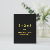 2 + 2 = 5 Funny Math Joke Postkarte (Stehend Vorderseite)
