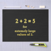 2 + 2 = 5 Funny Math Joke Seidenpapier (Handwerk)