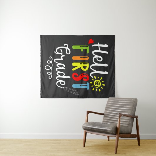 2/2 - Hallo Shirt der ersten Klasse, Studierende d Wandteppich (Beispiel (Horizontal))