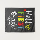 2/2 - Hallo Shirt der ersten Klasse, Studierende d Wandteppich (Vorderseite (Horizontal))