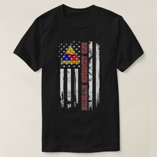 2. Armored Division American Flag Veteran Day Fett T-Shirt (Design vorne)