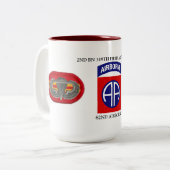 2. BATAILLON-319. FELD-ARTILLERIE-TASSE ZWEIFARBIGE TASSE (Vorderseite Links)