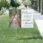 2 Brautparty-Foto auf der Seite Begrüßungsgarten Gartenschild<br><div class="desc">Freuen Sie sich auf ein stilvolles Brautparty mit einem eleganten Foto auf der Gartenterrasse. Bilder und Text sind einfach zu personalisieren und können auf Vorder- und Rückseite unterschiedlich oder gleich sein. Das Party "Brunch & Bubbly" kann leicht gelöscht oder auf eine andere Idee umgestellt werden, z. B. Hinterhofblitz, Gartenteetee-Party, französischer...</div>