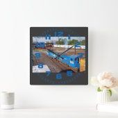 2 Conrail SW-1001's       Quadratische Wanduhr (Zuhause)