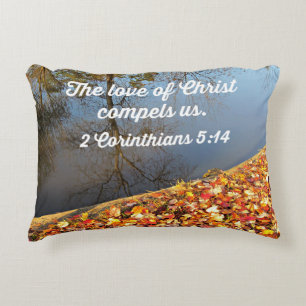 2 Cor. 5:14 Die Liebe Christi zwingt uns. Dekokissen