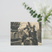 2 Damen mit Hüten mit Federn Postkarte (Stehend Vorderseite)