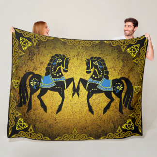 2 Folk schwarz Friesian Viking heart gold/blau Fleecedecke