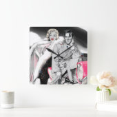 2 For The Road Quadratische Wanduhr (Zuhause)