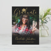 2 Foto Black Gold Script Foto Graduation Party Einladung (Stehend Vorderseite)