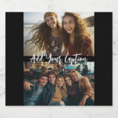 2 Foto Collage mit trendy Script Caption Bierflaschenetikett (Einzelnes Label)