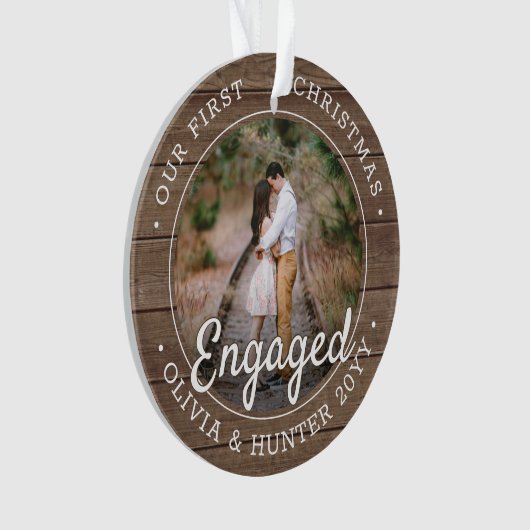 2 Foto Erste Weihnachten Verlobt Rustikale Imitate Ornament (Vorderseite)