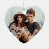 2 Foto Erste Weihnachtsfeier Verlobtes Rotes und G Keramik Ornament (Hinten)