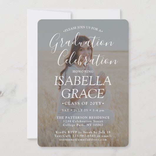 2 Foto Graduation Party Einfache White Text Overla Einladung (Vorderseite)