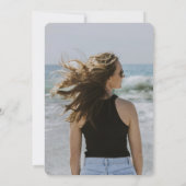 2 Foto Graduation Party Einfaches Schwarz-weißes S Einladung (Rückseite)