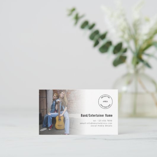 2 Fotos Logo QR Code Band Entertainer Visitenkarte (Stehend Vorderseite)