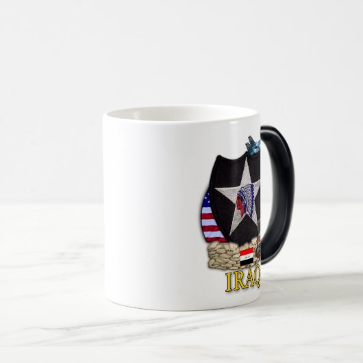 2. Infanteriedivisionveterane der Irak untersucht Verwandlungstasse (VorderseiteRechts)