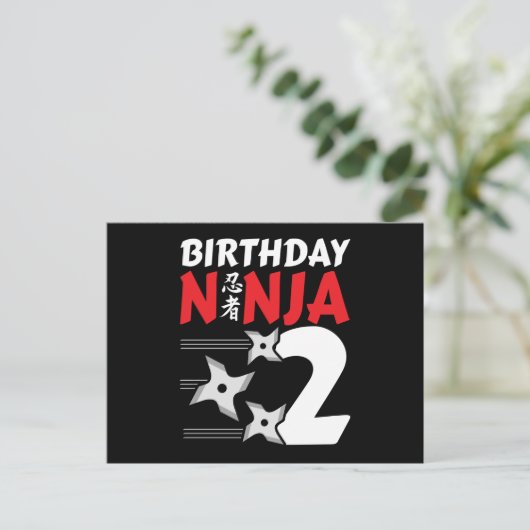 2 Jahre altes Ninja Party Sterne Kinder 2. Geburts Postkarte (Stehend Vorderseite)