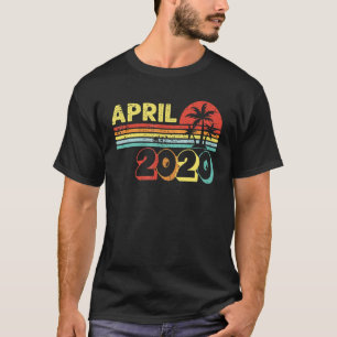 2 Jahre Phantastisch seit April 2020 2. Geburtstag T-Shirt