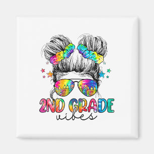 2. Klasse Vibes Messy Bun Girl zweite Klasse Ck to Magnet