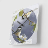 2 Niedliche kleine Vögel in einem Baum Quadratische Wanduhr (Winkel)