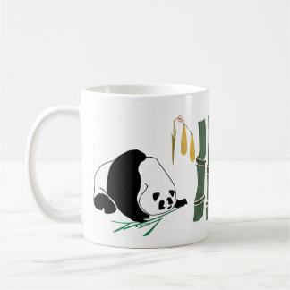 2 Pandas essen Bambus im tropischen Wald Kaffeetasse