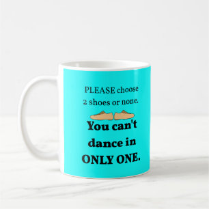 2 Schuhe oder keine Cyan Pers. Kaffeetasse