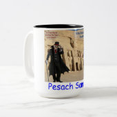 2 Töne Tasse. Happy Passover. loris/Affe Zweifarbige Tasse (Vorderseite Links)