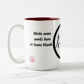 2 Tongüte-Tassen mit schwarzem japanischem Kanji Zweifarbige Tasse (Links)