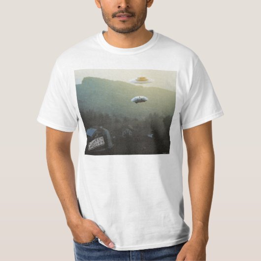 2 UFO T-Shirt (Vorderseite)