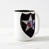 2. ZWEIFARBIGE TASSE (VorderseiteRechts)