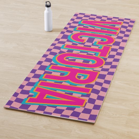 2D Retro Farbige Schrift Name Yoga Mat Yogamatte (Beispiel)