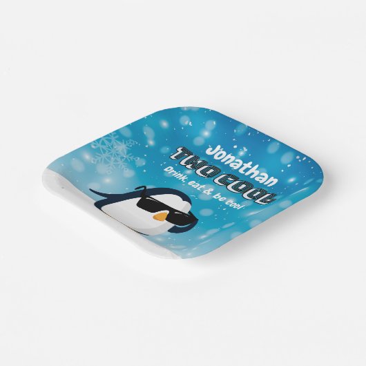 2nd Birthday Two Cool Penguin Boy Pappteller (Gewinkelt)