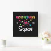 2nd Grad Teacher Shirts School Team Zweiter Grad Quadratische Wanduhr (Zuhause)